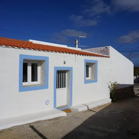 Casinha Querida - Pera, Maison Entiere Proche De La * Pêra